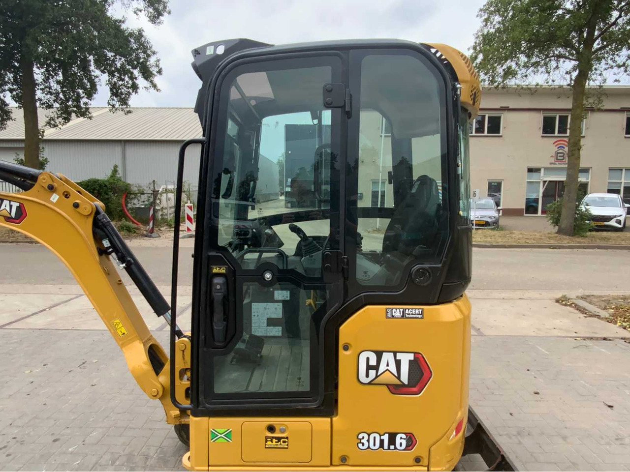 Miniexcavadora Caterpillar 301.6: foto 13