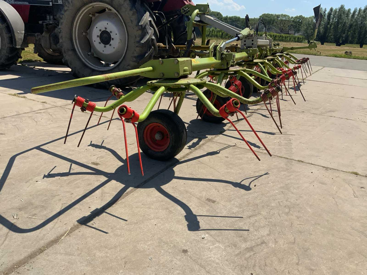 Claas Volto 770 - Equipo para trabajo del suelo: foto 4 Claas Volto 770 - Equipo para trabajo del suelo: foto 4