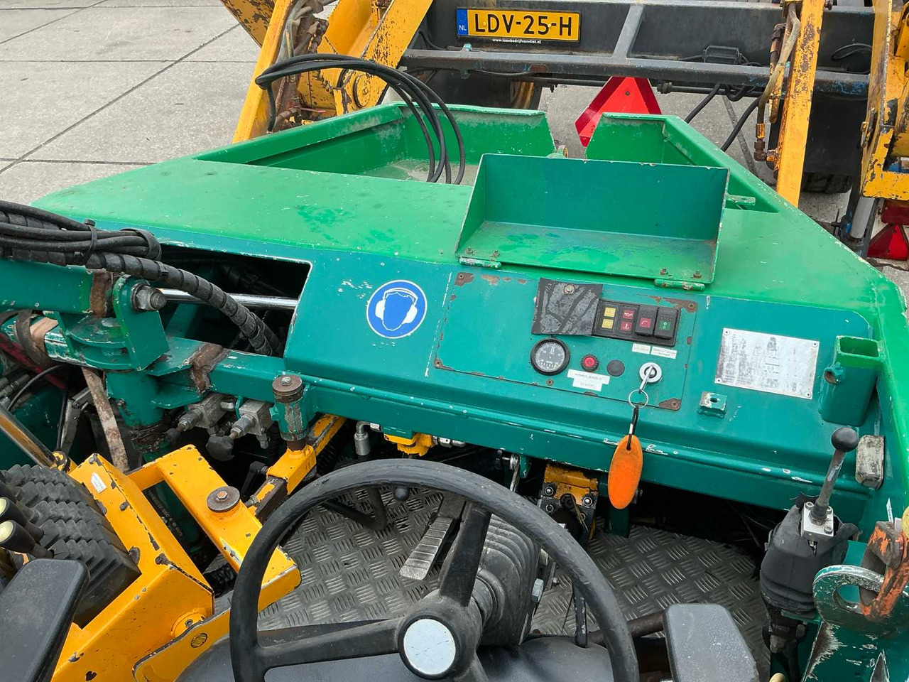 Conver C430 H - Desbrozadora de martillos/ Trituradora: foto 5 Conver C430 H - Desbrozadora de martillos/ Trituradora: foto 5