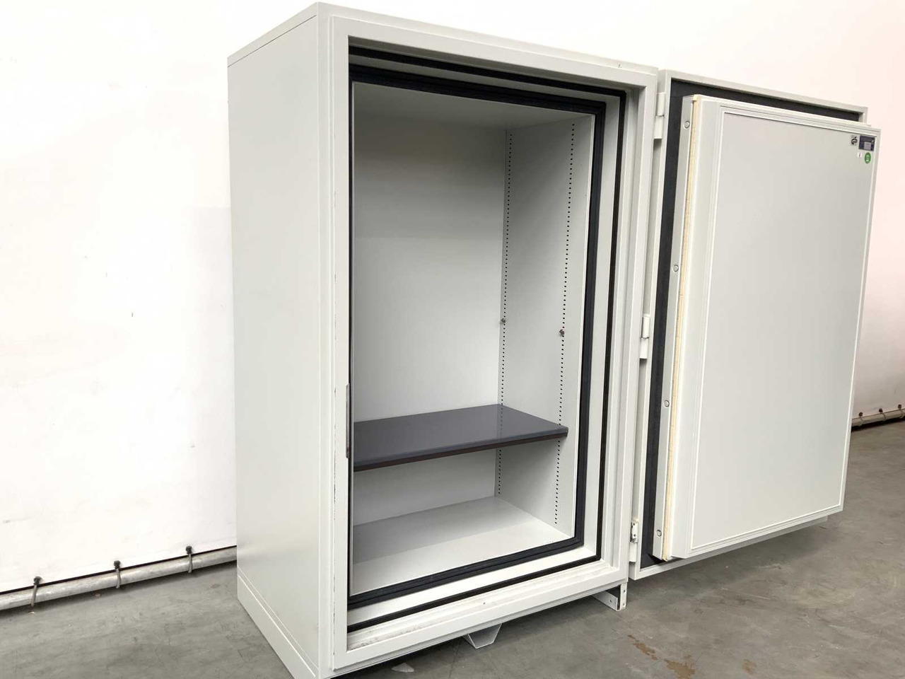 Datasafe Lampertz S15 - Equipo de construcción: foto 4 Datasafe Lampertz S15 - Equipo de construcción: foto 4