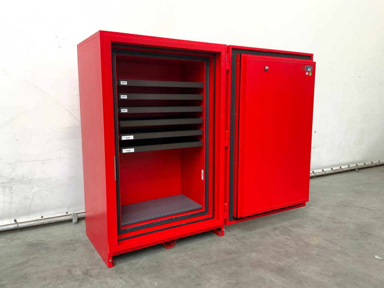 Datasafe Lampertz S15 - Equipo de construcción: foto 2 Datasafe Lampertz S15 - Equipo de construcción: foto 2