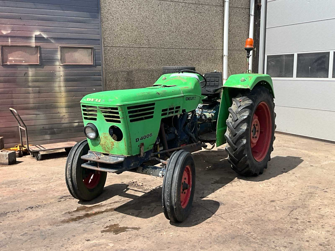 Deutz D4006 - Tractor: foto 1 Deutz D4006 - Tractor: foto 1