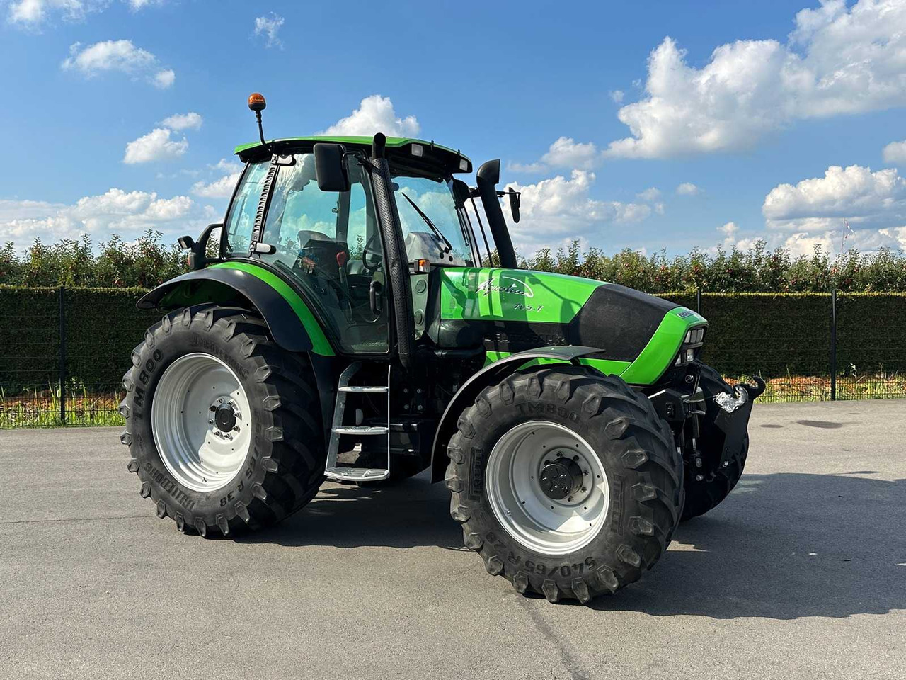 Deutz-Fahr Agrotron 165.7 - Tractor: foto 2 Deutz-Fahr Agrotron 165.7 - Tractor: foto 2