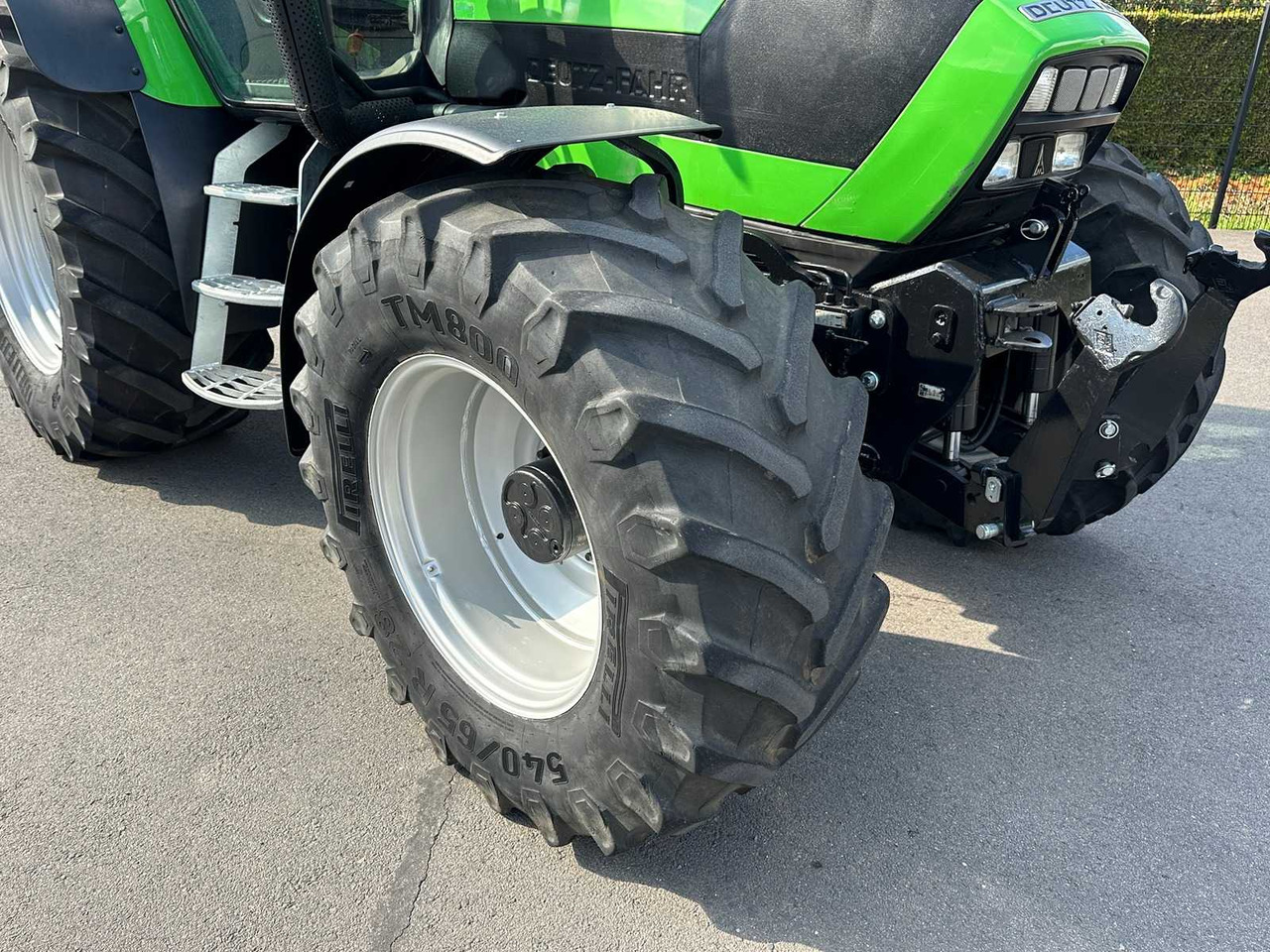 Deutz-Fahr Agrotron 165.7 - Tractor: foto 5 Deutz-Fahr Agrotron 165.7 - Tractor: foto 5