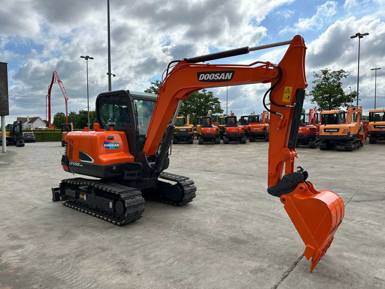 Doosan DX55-9C - Excavadora de cadenas: foto 3 Doosan DX55-9C - Excavadora de cadenas: foto 3