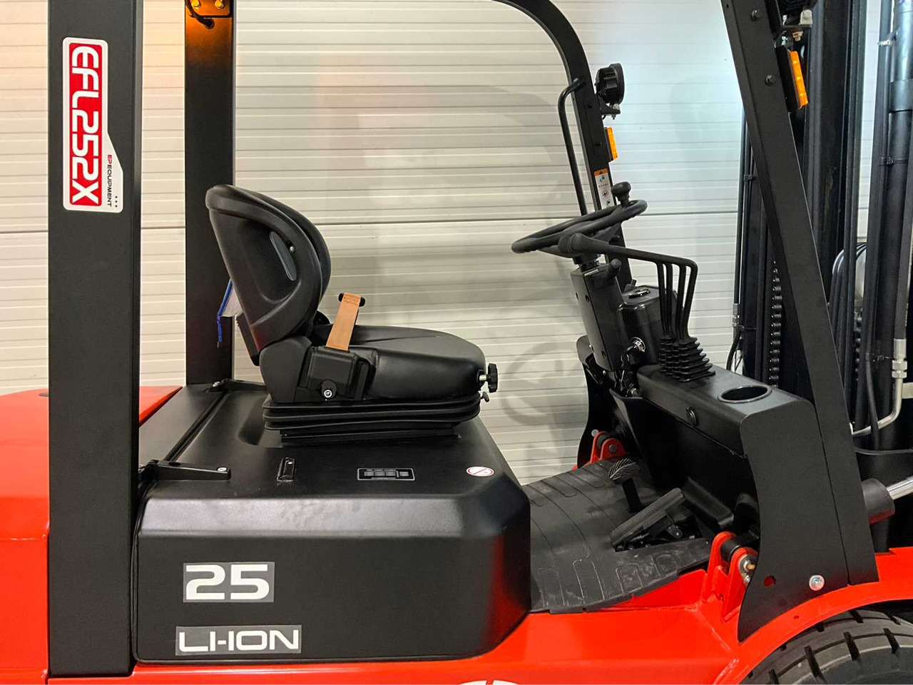 Carretilla elevadora EP - 2025 - EFL 252 X - FORKLIFT TRUCK: foto 14 Carretilla elevadora EP - 2025 - EFL 252 X - FORKLIFT TRUCK: foto 14