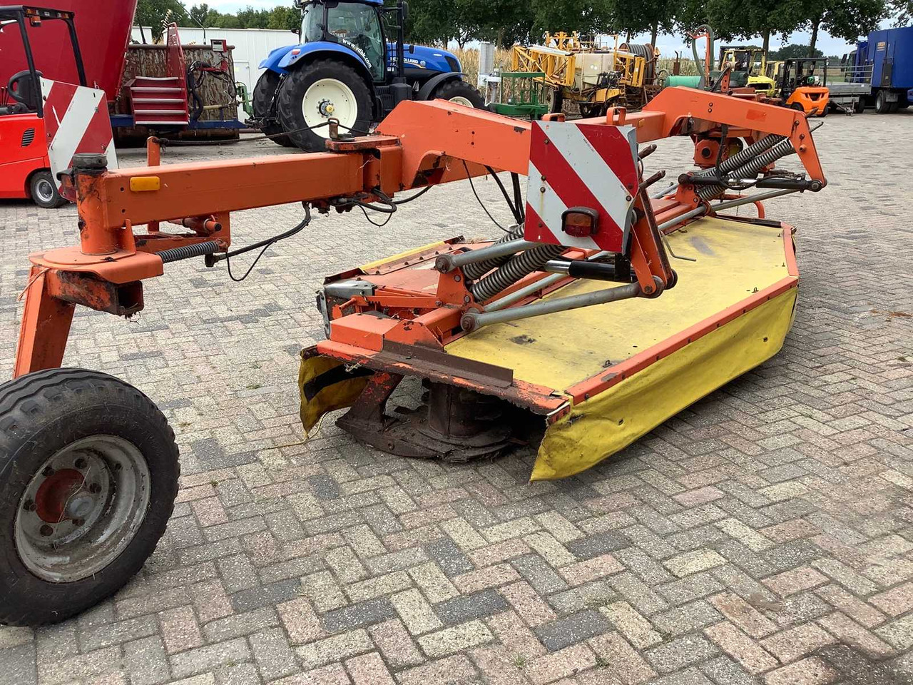 Fella Werke SM 400 TR - Desbrozadora de martillos: foto 4 Fella Werke SM 400 TR - Desbrozadora de martillos: foto 4