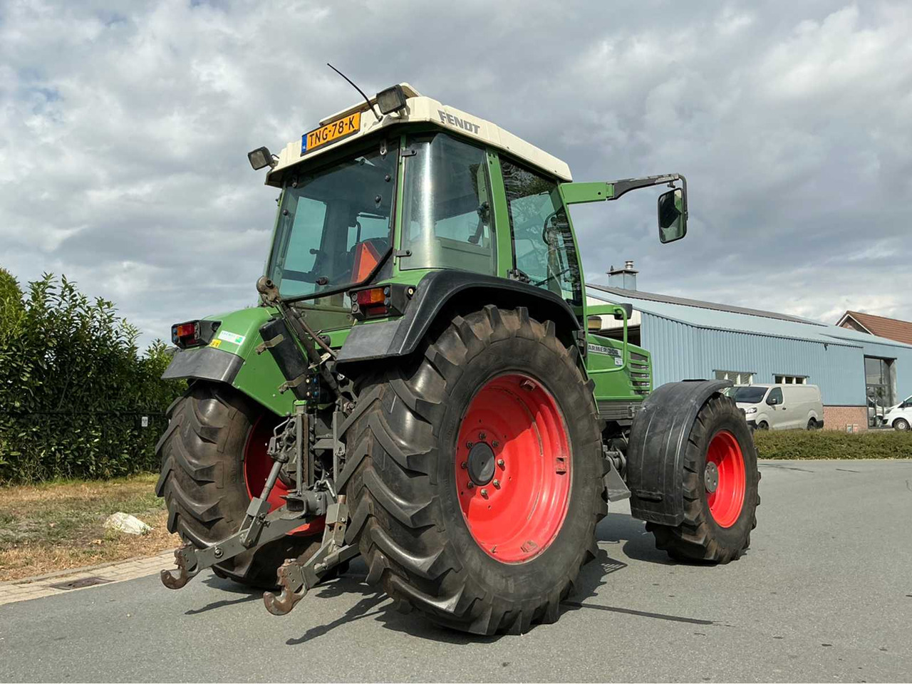Fendt Farmer 308 Turbomatik - Tractor: foto 4 Fendt Farmer 308 Turbomatik - Tractor: foto 4