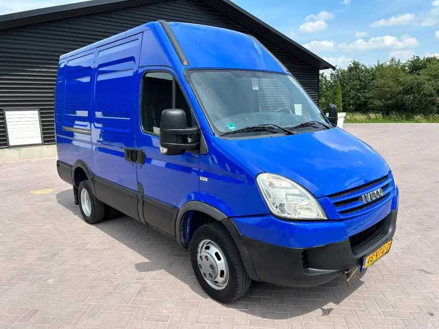 2008 IVECO DAILY 50C18 AIR BRAKES COMMERCIAL VEHICLE - Furgoneta: foto 2 2008 IVECO DAILY 50C18 AIR BRAKES COMMERCIAL VEHICLE - Furgoneta: foto 2