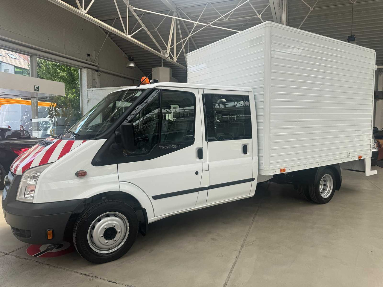 Furgoneta 2009 FORD TRANSIT DOUBLE CAB !! 79,000KM!!: foto 17 Furgoneta 2009 FORD TRANSIT DOUBLE CAB !! 79,000KM!!: foto 17