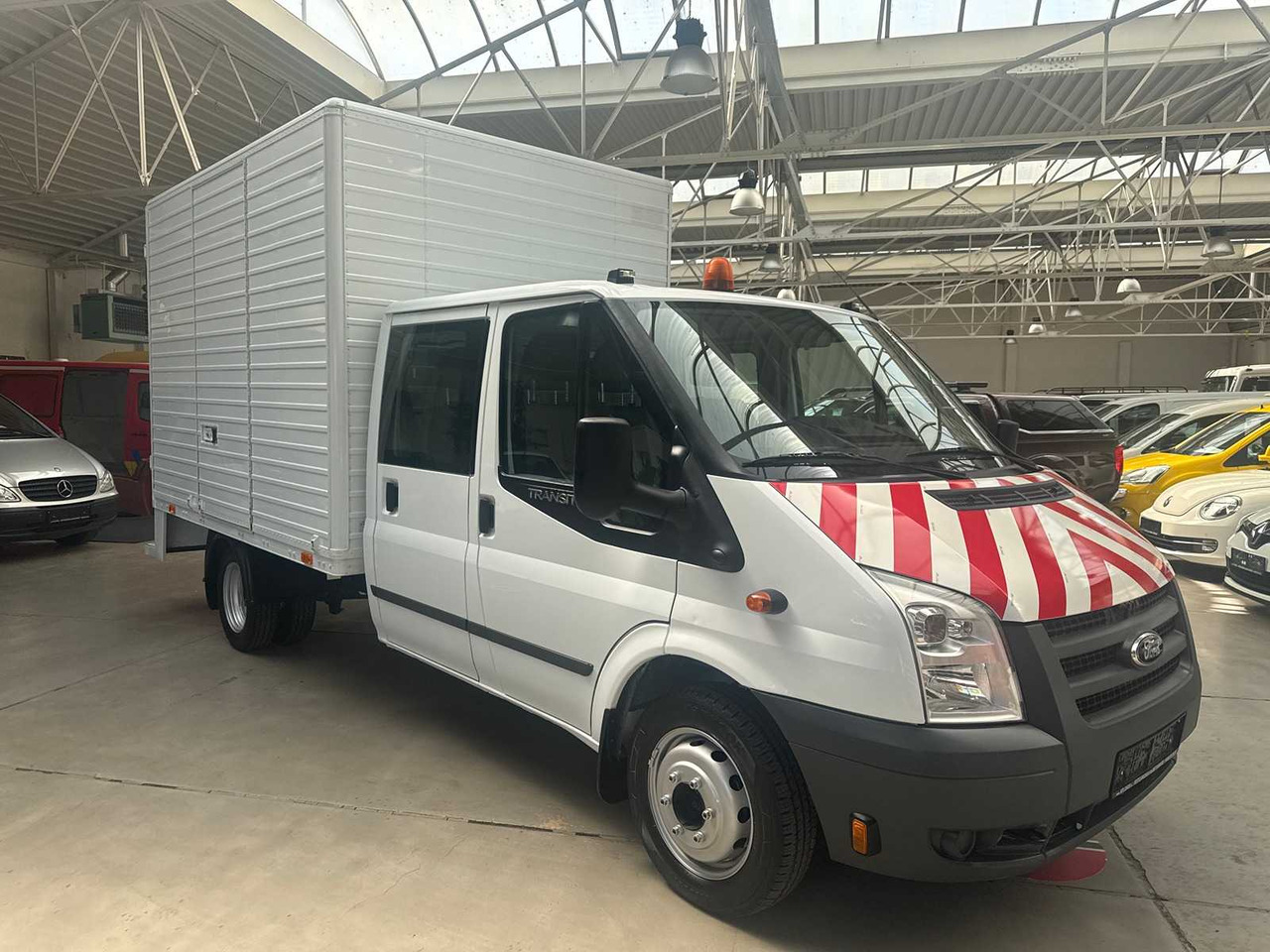 Furgoneta 2009 FORD TRANSIT DOUBLE CAB !! 79,000KM!!: foto 12 Furgoneta 2009 FORD TRANSIT DOUBLE CAB !! 79,000KM!!: foto 12