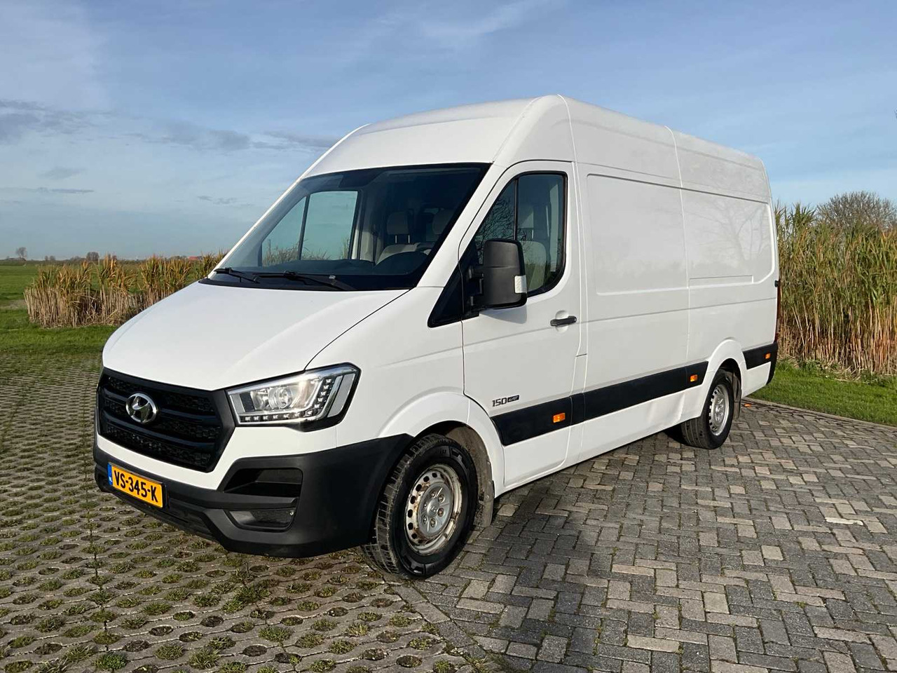 2015 HYUNDAI H350 COMMERCIAL VEHICLE - Furgoneta: foto 2 2015 HYUNDAI H350 COMMERCIAL VEHICLE - Furgoneta: foto 2