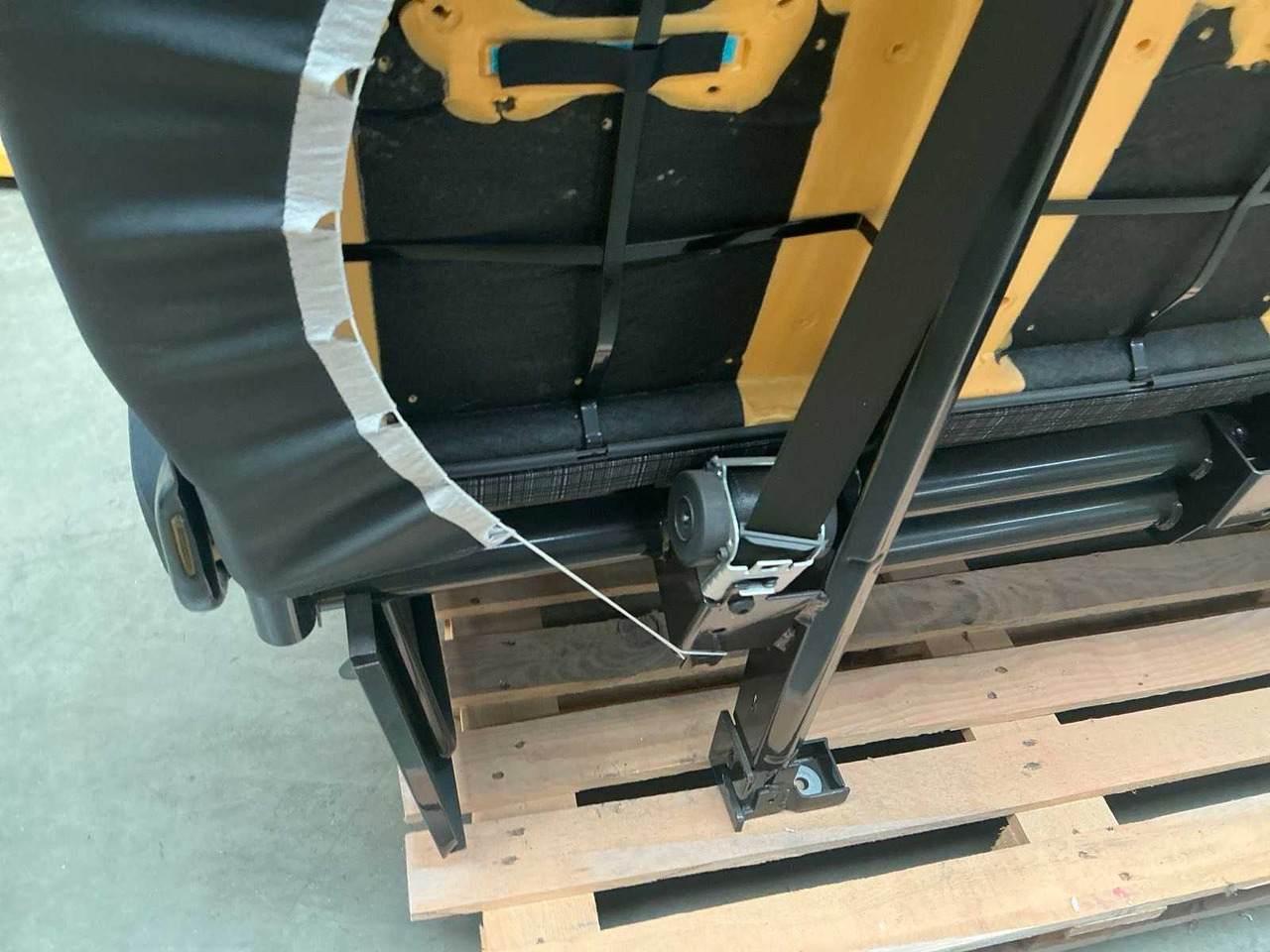 2015 MERCEDES-BENZ 519 SPRINTER REAR SEAT - Furgoneta: foto 5 2015 MERCEDES-BENZ 519 SPRINTER REAR SEAT - Furgoneta: foto 5