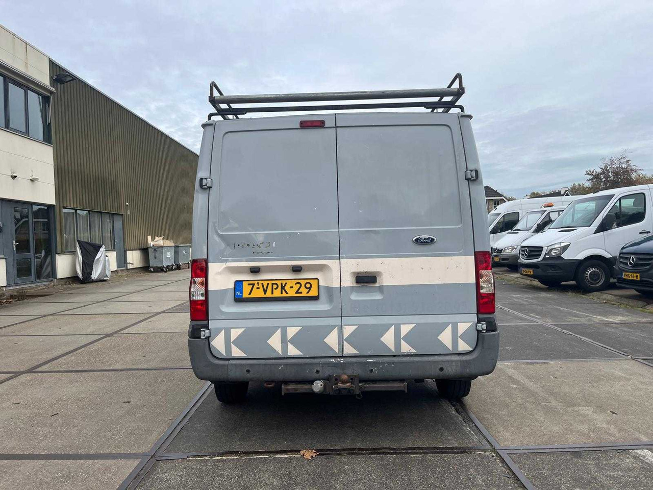 FORD TRANSIT 260S 2.2 TDCI ECONOMY EDITION | 7-VPK-29 - Furgoneta: foto 5 FORD TRANSIT 260S 2.2 TDCI ECONOMY EDITION | 7-VPK-29 - Furgoneta: foto 5