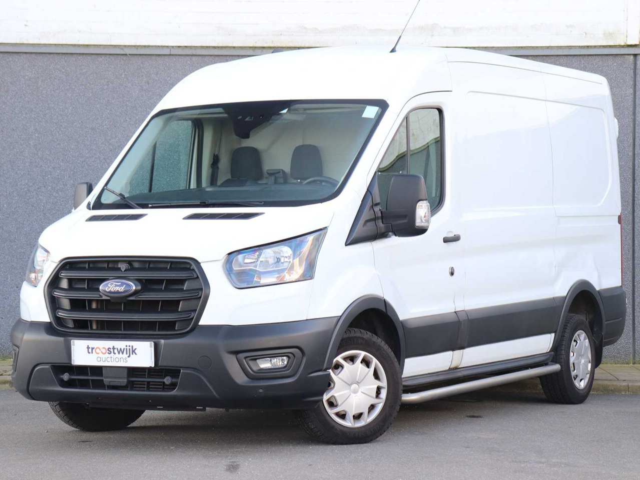 FORD TRANSIT 290 2.0 TDCI L2H2 TREND VAN | VRF-27-T - Furgoneta: foto 1 FORD TRANSIT 290 2.0 TDCI L2H2 TREND VAN | VRF-27-T - Furgoneta: foto 1