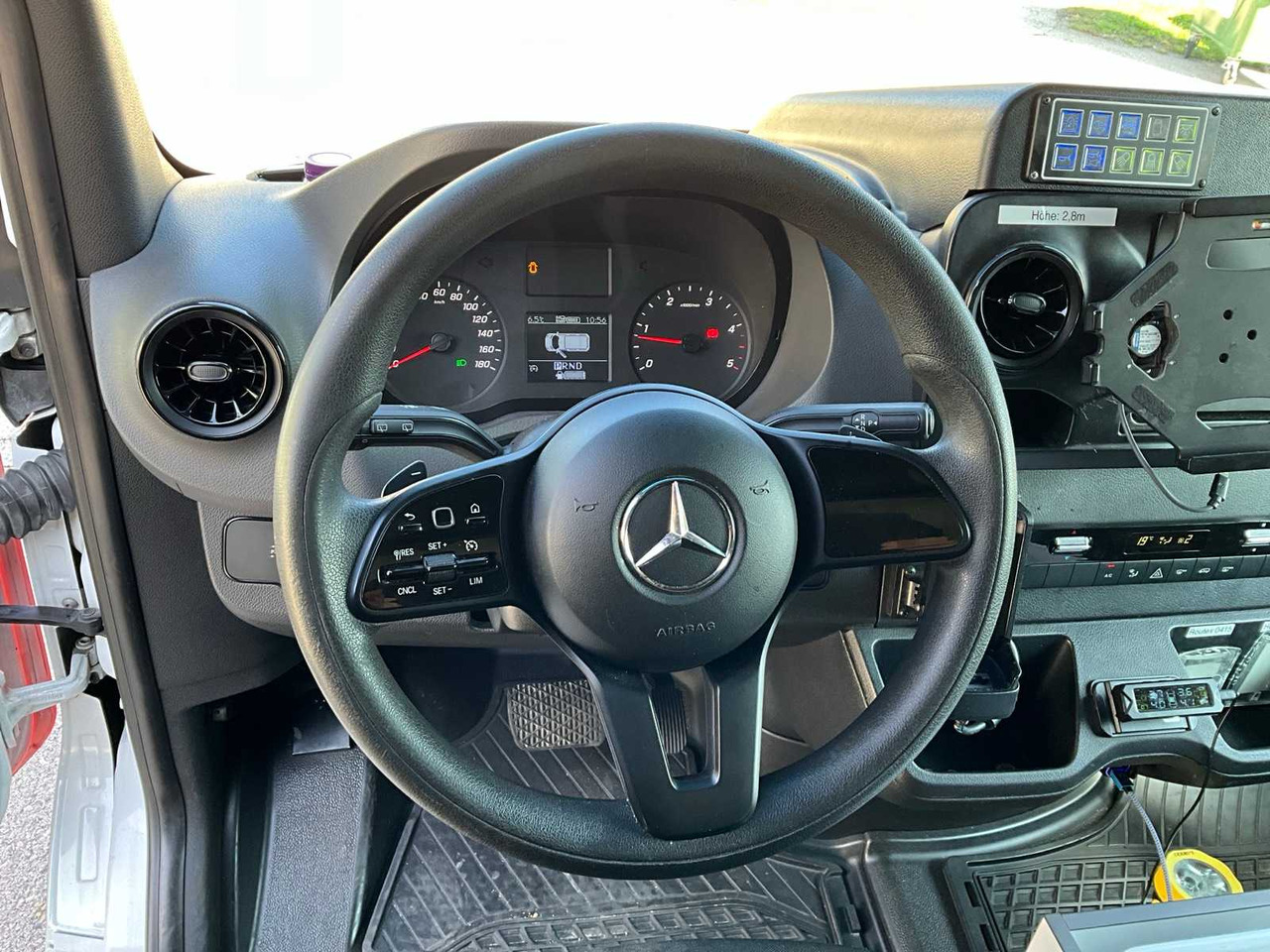 Furgoneta MERCEDES-BENZ SPRINTER 419 CDI AMBULANCE ITW: foto 16