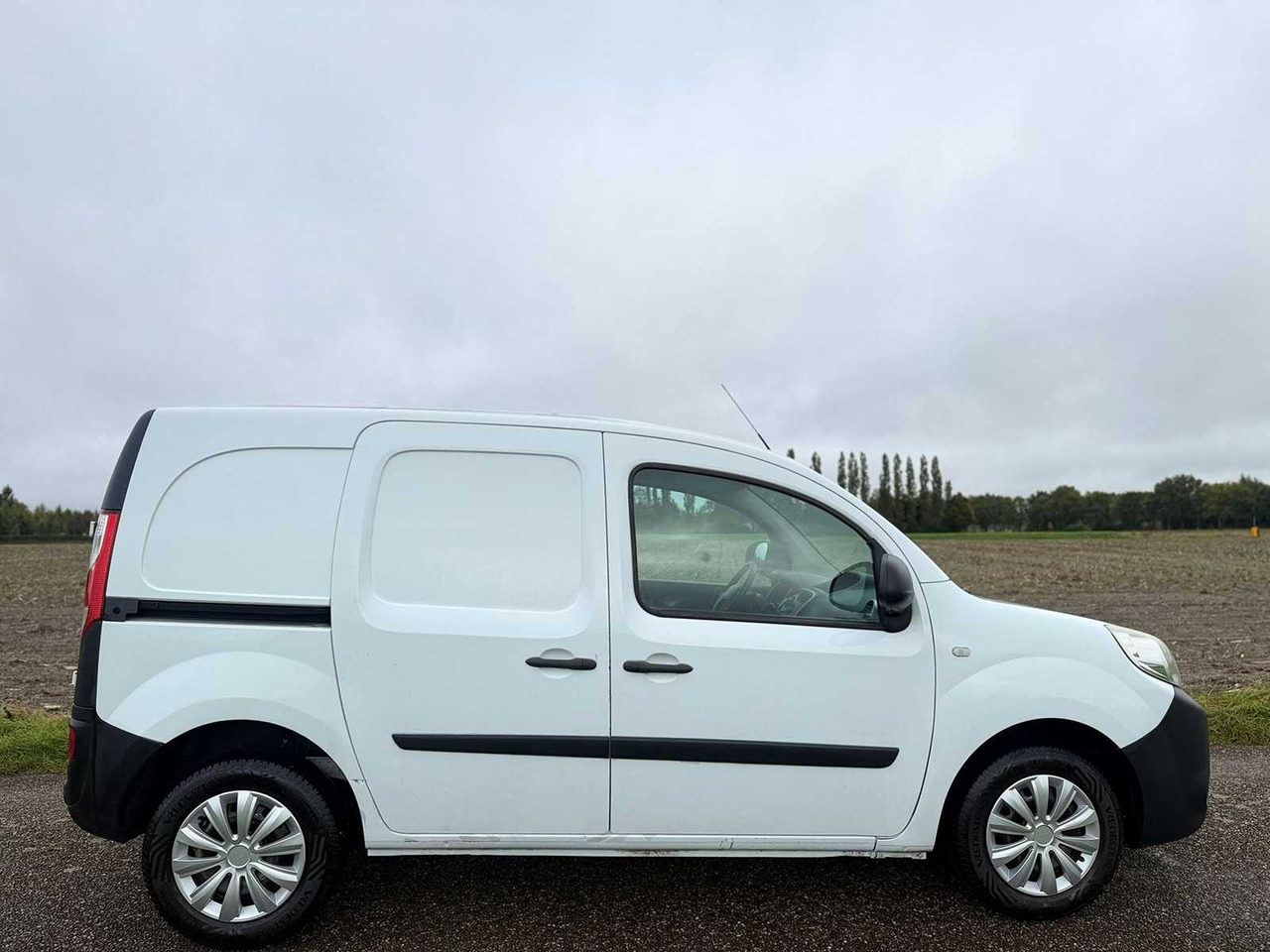 RENAULT - KANGOO EXPRESS - 1.5 DCI 90 EXBL.ES&S - VH-160-H - Furgoneta: foto 4 RENAULT - KANGOO EXPRESS - 1.5 DCI 90 EXBL.ES&S - VH-160-H - Furgoneta: foto 4