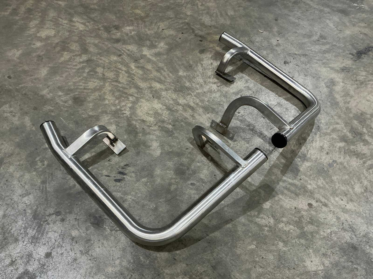 STAINLESS STEEL BACK DOOR BAR MERCEDES SPRINTER - Furgoneta: foto 3 STAINLESS STEEL BACK DOOR BAR MERCEDES SPRINTER - Furgoneta: foto 3