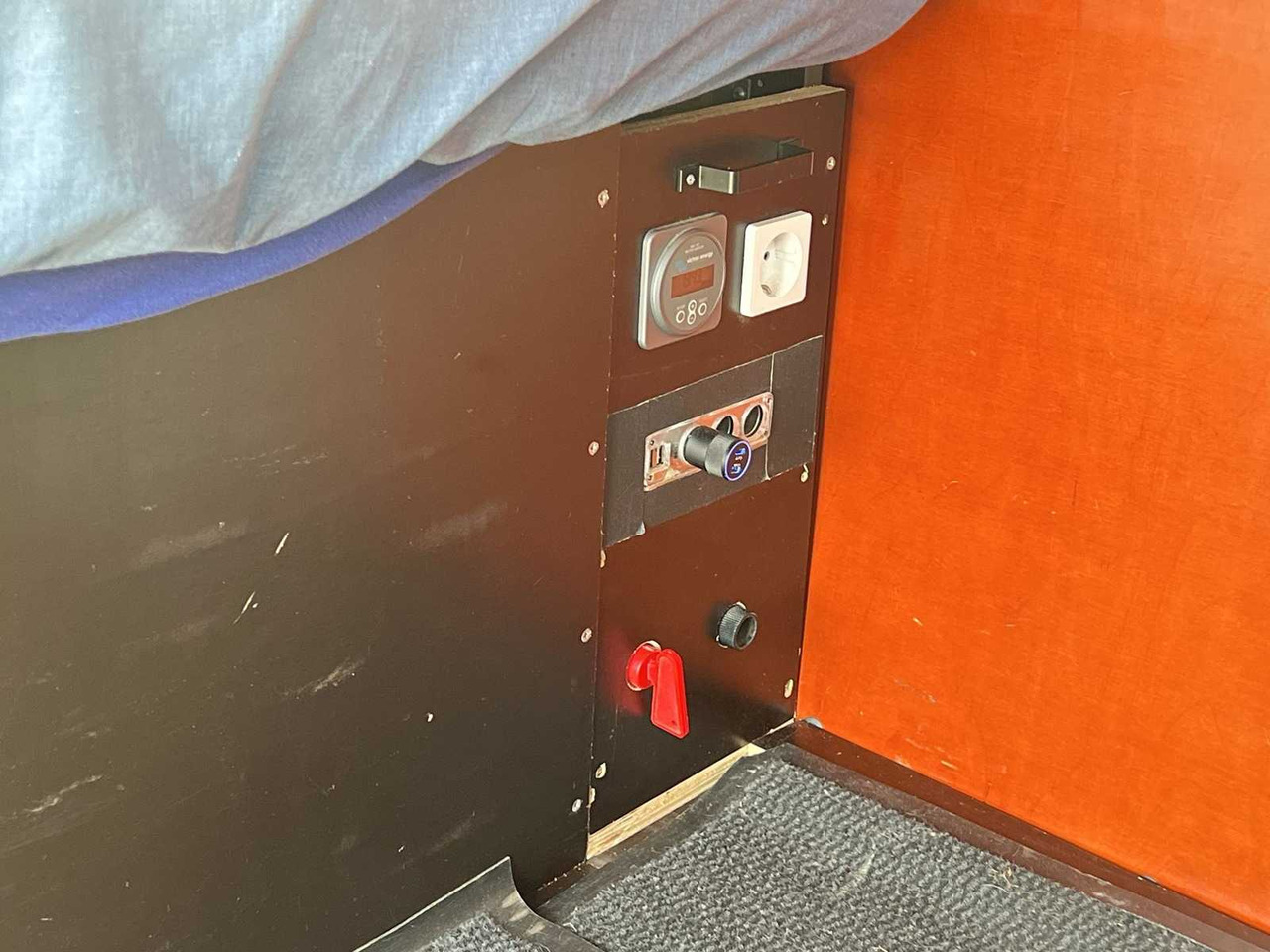 Furgoneta VOLKSWAGEN TRANSPORTER 2.0 TDI L1H1 ECONOMY | V-707-KP: foto 26 Furgoneta VOLKSWAGEN TRANSPORTER 2.0 TDI L1H1 ECONOMY | V-707-KP: foto 26