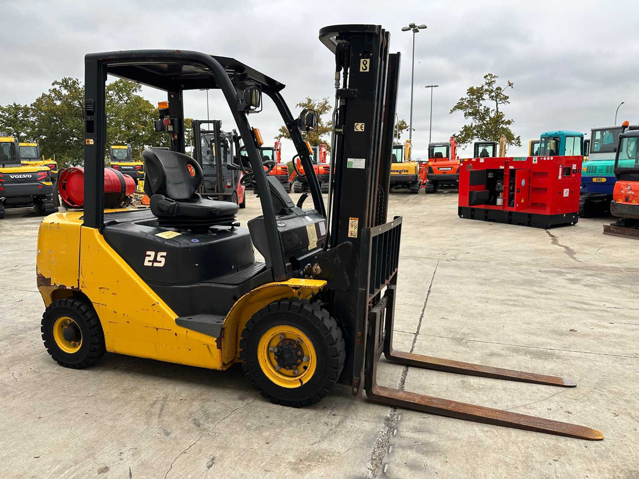 HANGCHA - 2014 - XW22B - FORKLIFT - Carretilla elevadora: foto 4 HANGCHA - 2014 - XW22B - FORKLIFT - Carretilla elevadora: foto 4