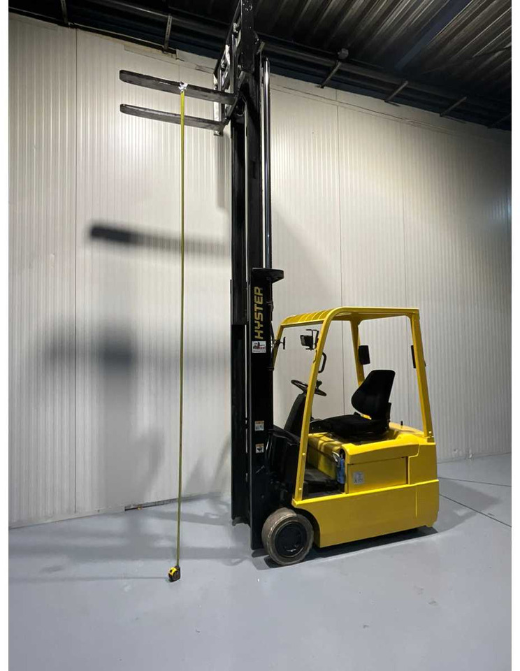 Carretilla elevadora HYSTER ELECTRIC FORKLIFT -3.8M MAST, FORK POSITIONER - J1.60XMT - FORKLIFT, BATTERY CHARGER: foto 9 Carretilla elevadora HYSTER ELECTRIC FORKLIFT -3.8M MAST, FORK POSITIONER - J1.60XMT - FORKLIFT, BATTERY CHARGER: foto 9