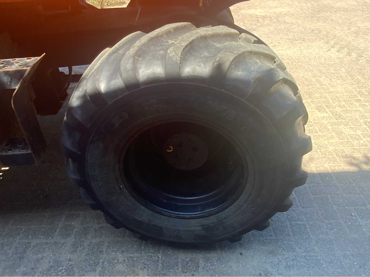 Excavadora de ruedas Hitachi ZX 160W: foto 49