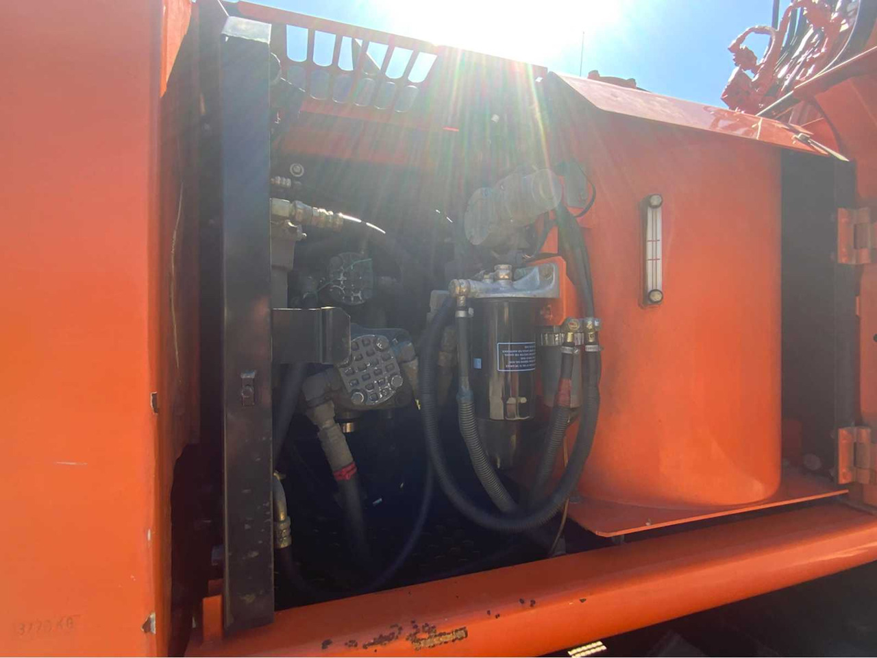 Excavadora de ruedas Hitachi ZX 160W: foto 33