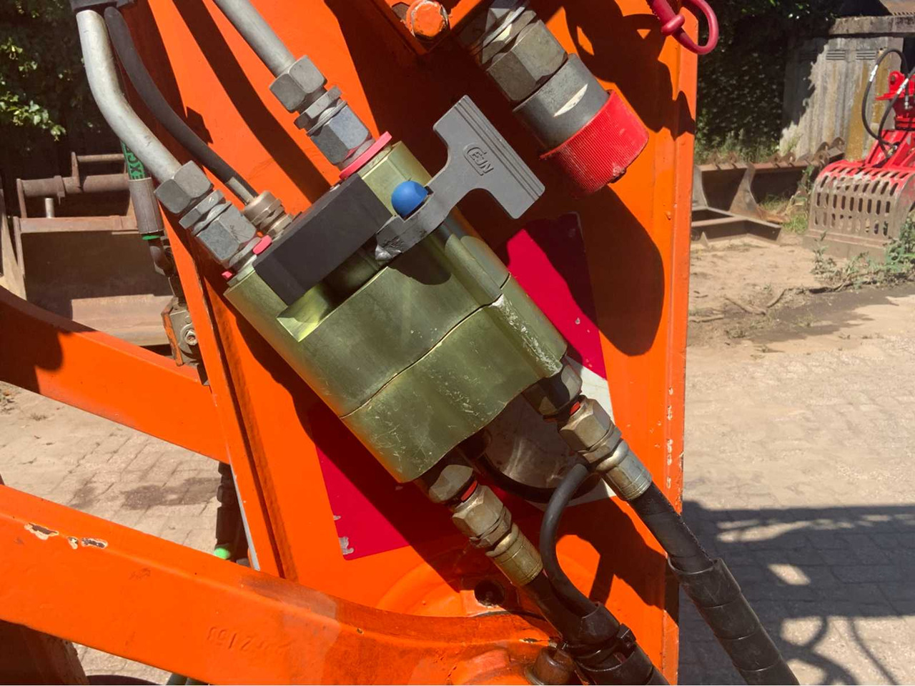 Excavadora de ruedas Hitachi ZX 160W: foto 35