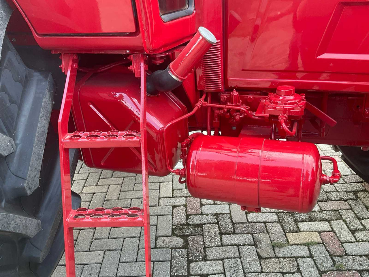 Tractor International 1455 XL: foto 40