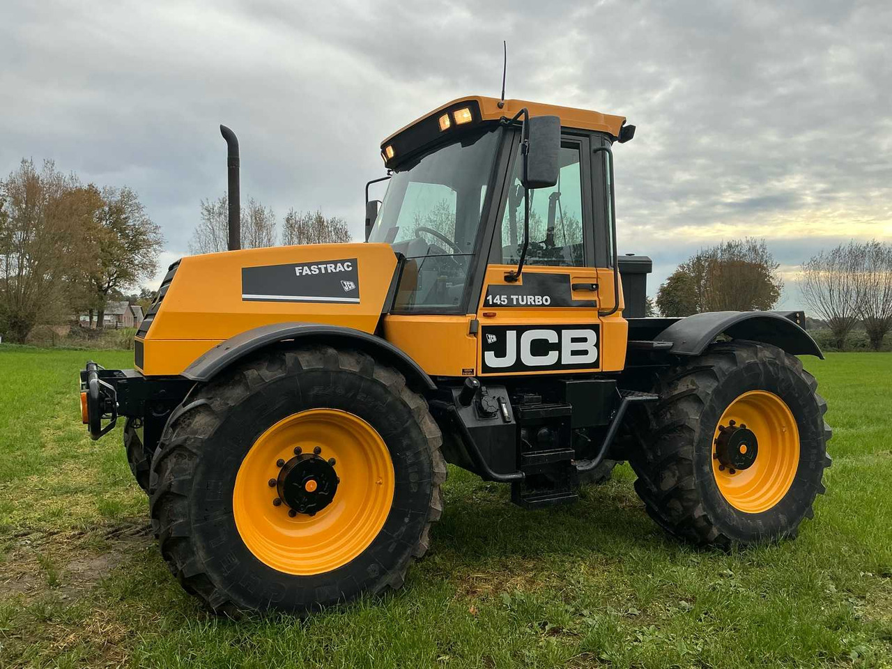 JCB 1993 JCB FASTRAC 145 TURBO ALL-WHEEL DRIVE TRACTOR - Tractor: foto 3 JCB 1993 JCB FASTRAC 145 TURBO ALL-WHEEL DRIVE TRACTOR - Tractor: foto 3