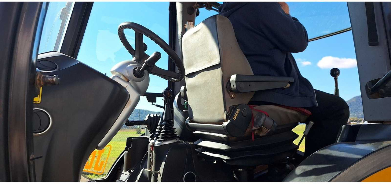 Retroexcavadora JCB - 3CX - BACKHOE LOADER - 2004: foto 13 Retroexcavadora JCB - 3CX - BACKHOE LOADER - 2004: foto 13