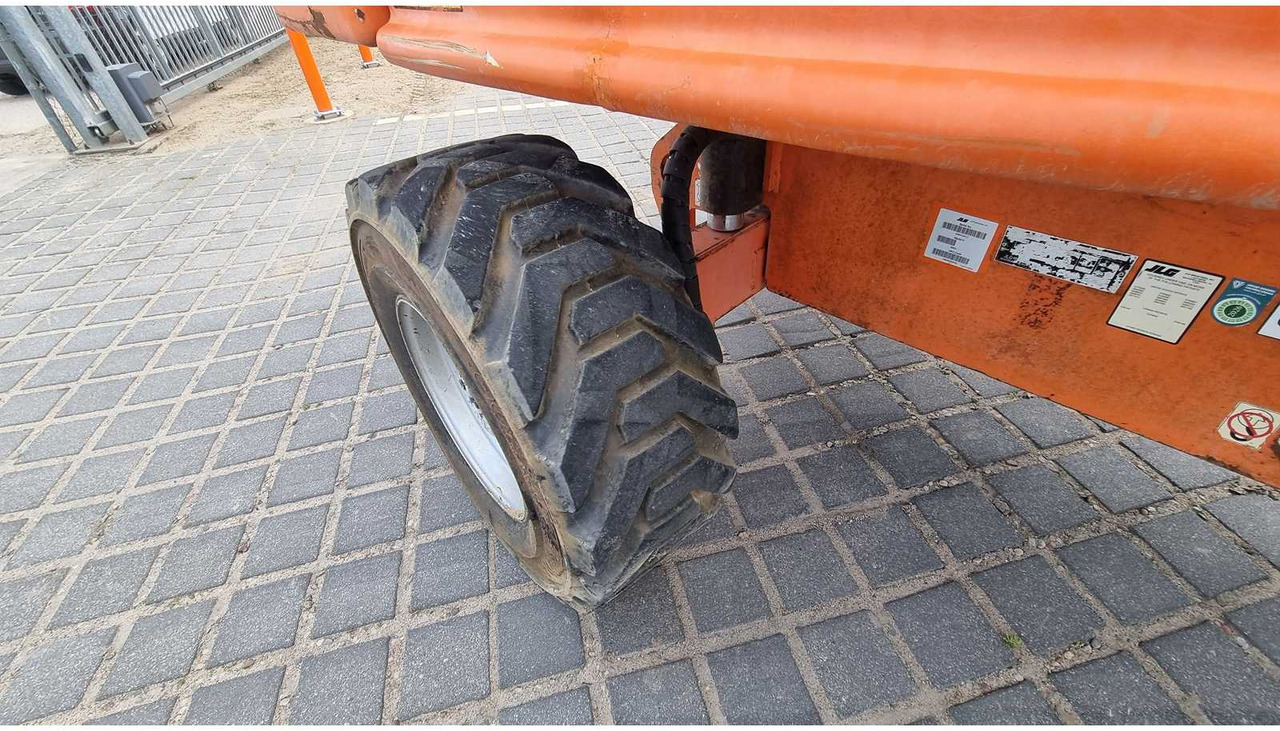 Plataforma elevadora JLG 460SJ: foto 12