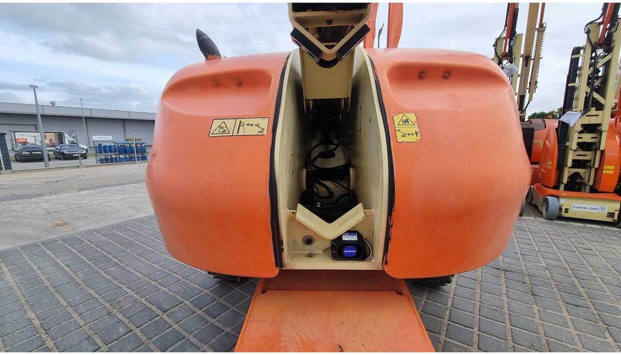 Plataforma elevadora JLG 460SJ: foto 29