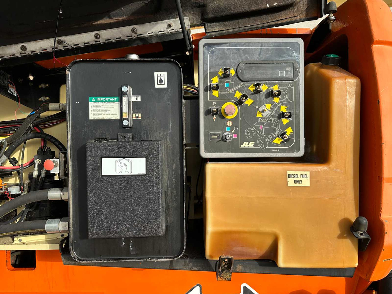 Plataforma elevadora JLG - 800AJ - TELESCOPE - ARTICULATED ARM: foto 27 Plataforma elevadora JLG - 800AJ - TELESCOPE - ARTICULATED ARM: foto 27