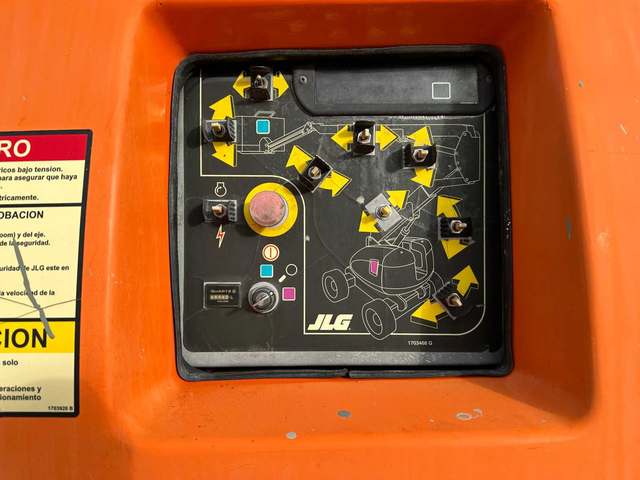 Plataforma elevadora JLG - 800AJ - TELESCOPE - ARTICULATED ARM: foto 30 Plataforma elevadora JLG - 800AJ - TELESCOPE - ARTICULATED ARM: foto 30