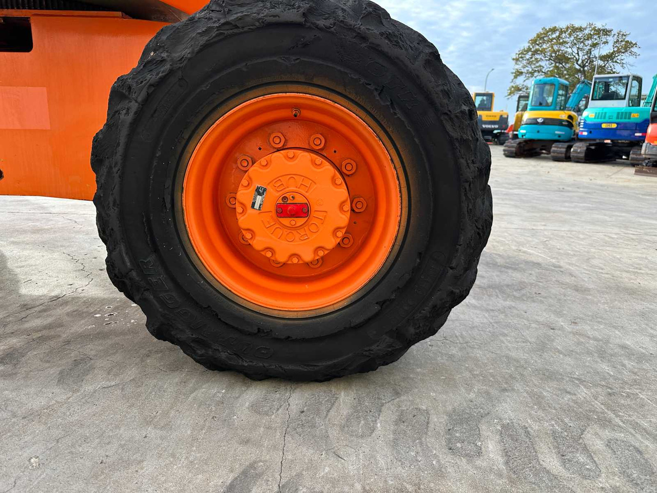 Plataforma elevadora JLG - 800AJ - TELESCOPE - ARTICULATED ARM: foto 33 Plataforma elevadora JLG - 800AJ - TELESCOPE - ARTICULATED ARM: foto 33