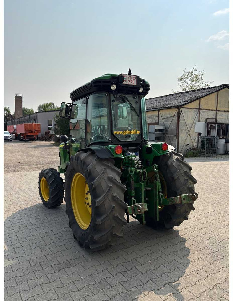 JOHN DEERE 5080GF TRAKTOR - Tractor: foto 4 JOHN DEERE 5080GF TRAKTOR - Tractor: foto 4