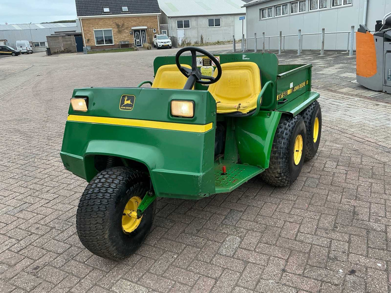John Deere AMT 626 - Tractor municipal: foto 2 John Deere AMT 626 - Tractor municipal: foto 2