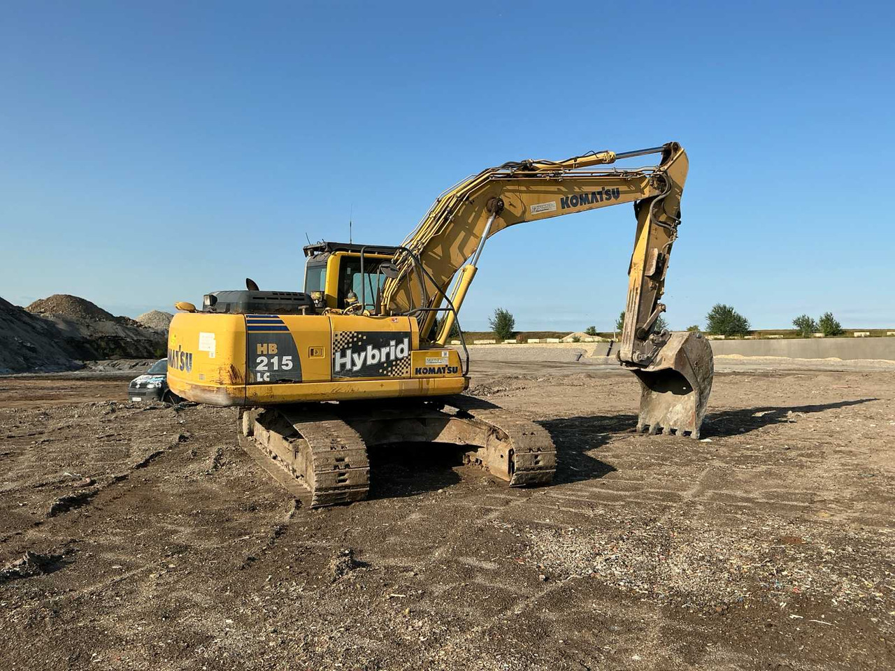 Komatsu HB215 Hybrid - Excavadora de cadenas: foto 3 Komatsu HB215 Hybrid - Excavadora de cadenas: foto 3