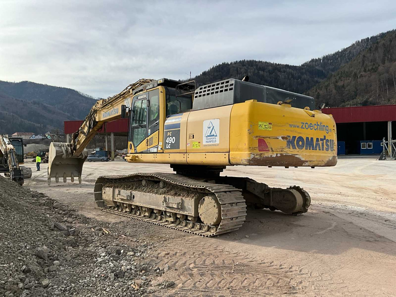 Komatsu PC490LC-10 - Excavadora de cadenas: foto 1 Komatsu PC490LC-10 - Excavadora de cadenas: foto 1