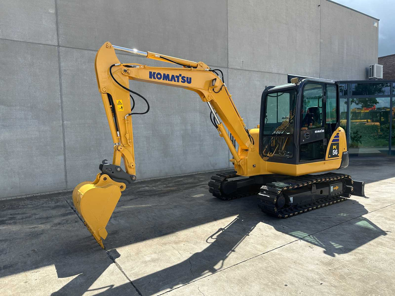 Komatsu PC56-7 - Excavadora de cadenas: foto 1 Komatsu PC56-7 - Excavadora de cadenas: foto 1