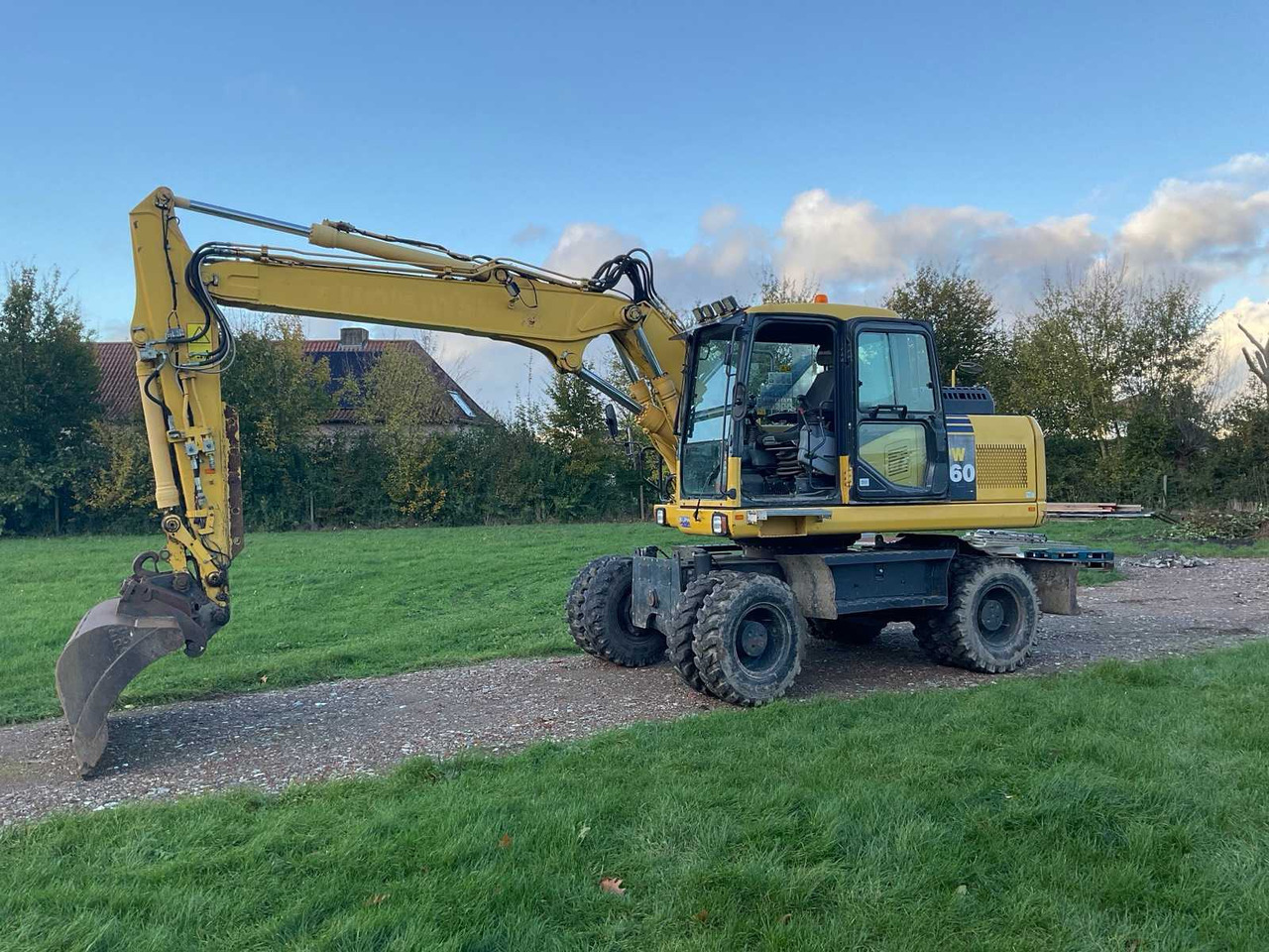 Komatsu PW160-7EO - Excavadora de ruedas: foto 2 Komatsu PW160-7EO - Excavadora de ruedas: foto 2