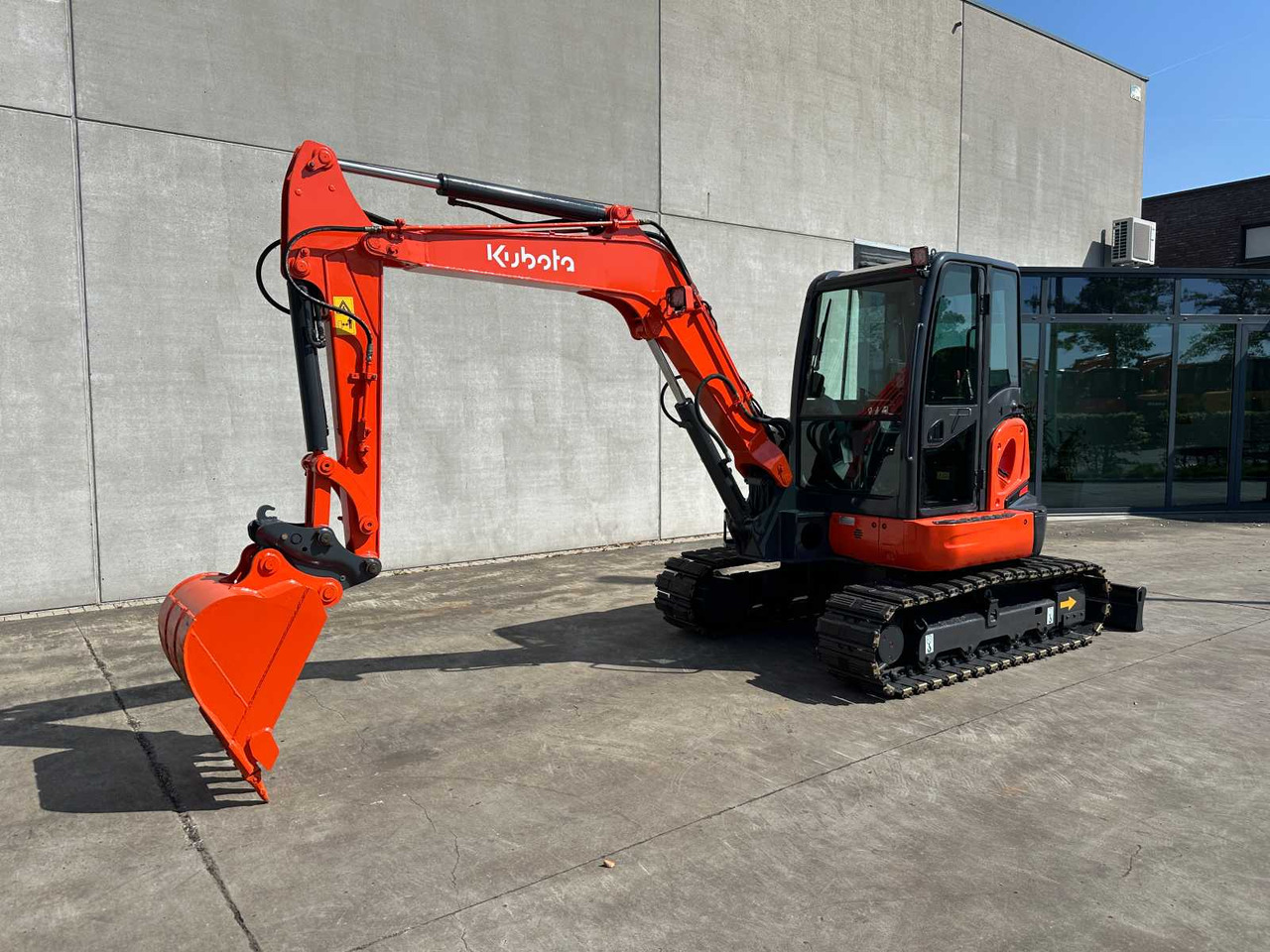 Kubota KX155-5 - Excavadora de cadenas: foto 1 Kubota KX155-5 - Excavadora de cadenas: foto 1