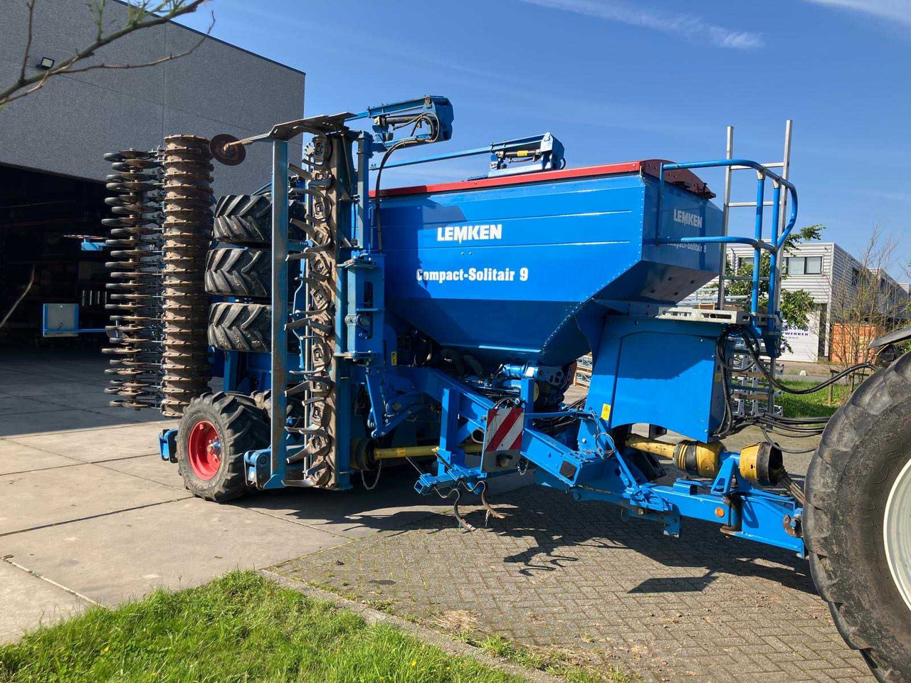 Lemken Compact Solitair 9/600KK - Sembradora de precisión: foto 4 Lemken Compact Solitair 9/600KK - Sembradora de precisión: foto 4