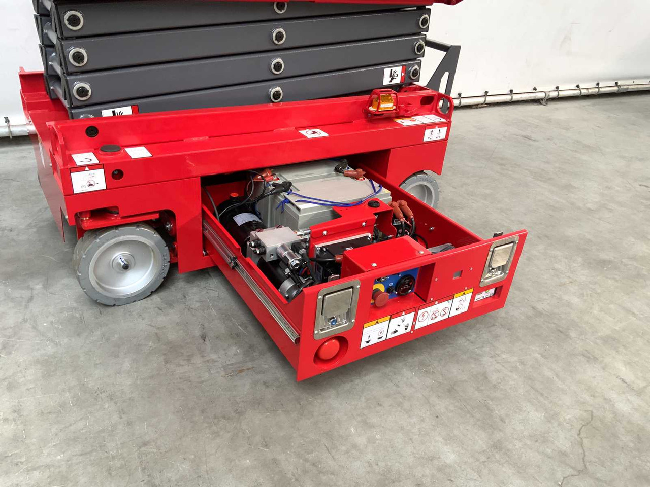 Plataforma elevadora MANTALL XE-60 MINI - SCISSOR LIFT AERIAL PLATFORM 6.4M 2024: foto 21 Plataforma elevadora MANTALL XE-60 MINI - SCISSOR LIFT AERIAL PLATFORM 6.4M 2024: foto 21