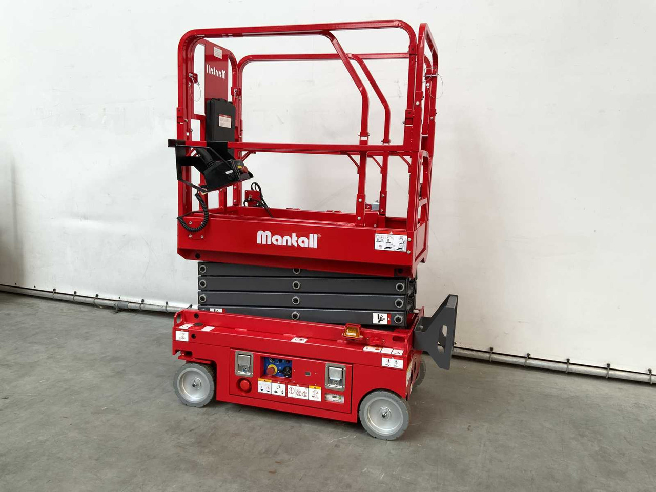 MANTALL XE-60 MINI - SCISSOR LIFT AERIAL PLATFORM 6.4M 2024 - Plataforma elevadora: foto 4 MANTALL XE-60 MINI - SCISSOR LIFT AERIAL PLATFORM 6.4M 2024 - Plataforma elevadora: foto 4
