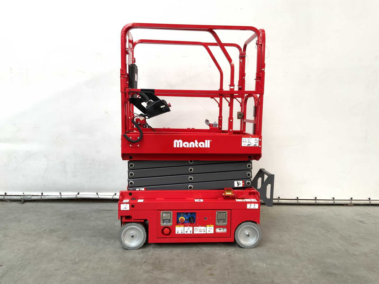 MANTALL XE-60 MINI - SCISSOR LIFT AERIAL PLATFORM 6.4M 2024 - Plataforma elevadora: foto 1 MANTALL XE-60 MINI - SCISSOR LIFT AERIAL PLATFORM 6.4M 2024 - Plataforma elevadora: foto 1
