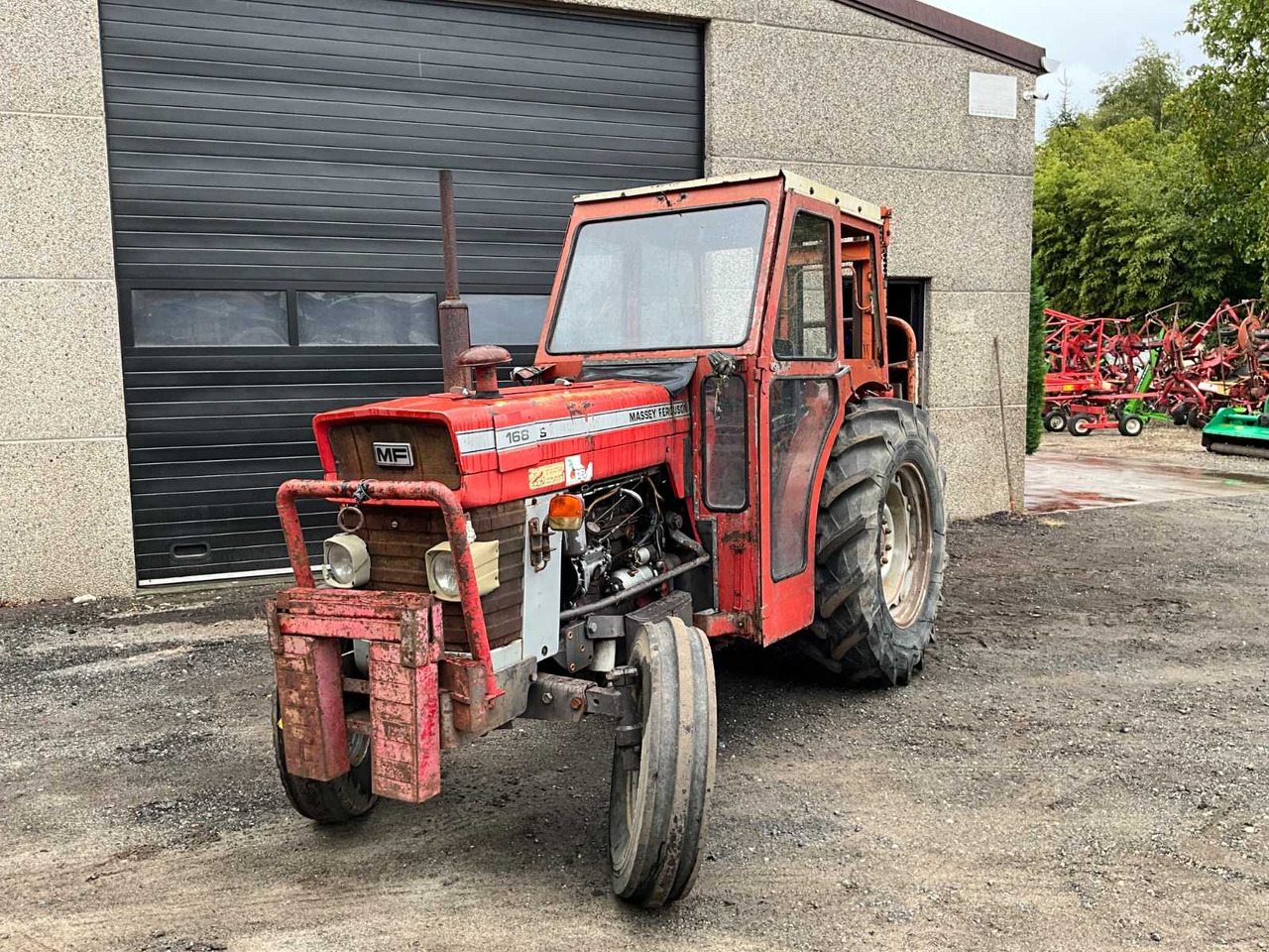 Massey Ferguson 168 - Tractor: foto 2 Massey Ferguson 168 - Tractor: foto 2