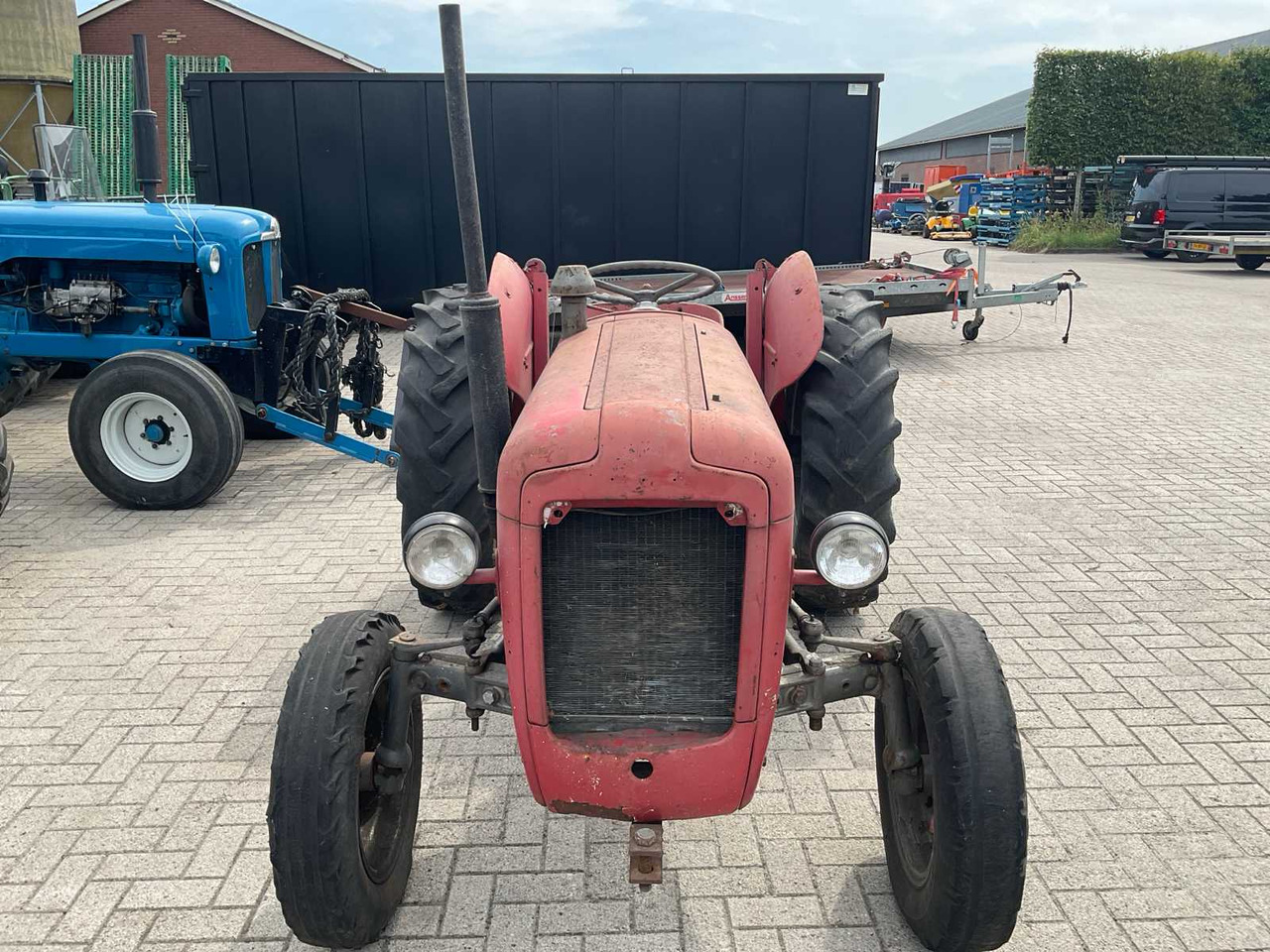 Massey Ferguson 35 - Tractor: foto 2 Massey Ferguson 35 - Tractor: foto 2