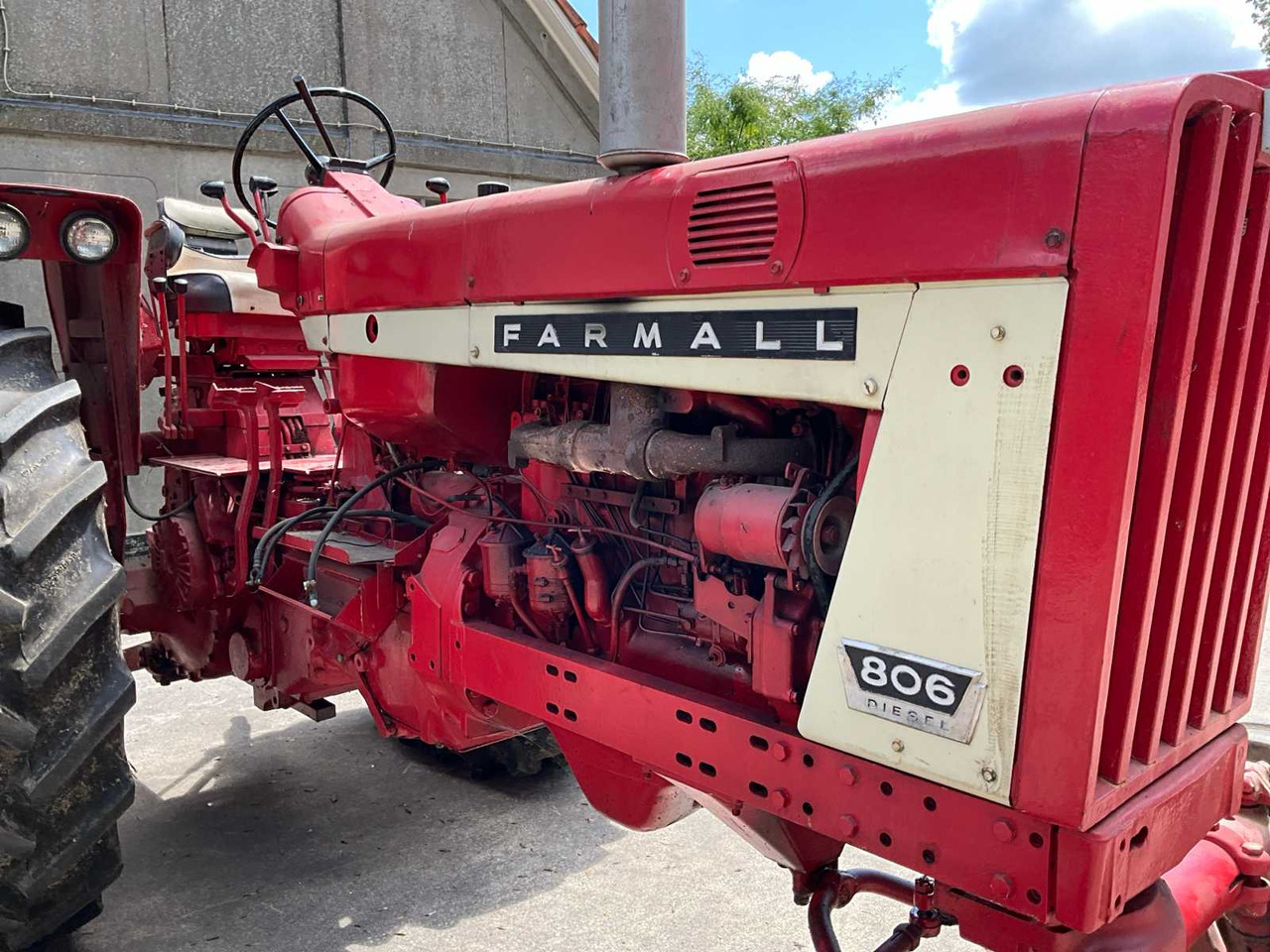 Tractor Mc cormick international F 806 D: foto 24